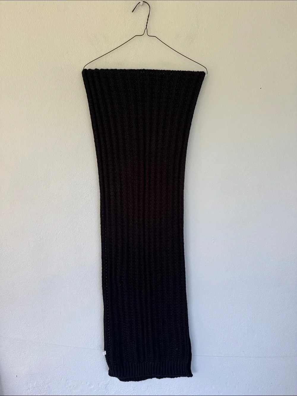 Black oversized ribbed crochet cable knit winter scarf one size
